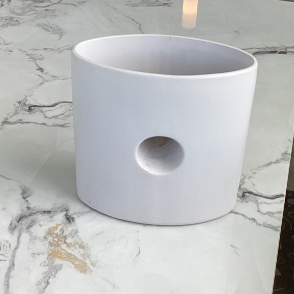 White pottery sculpture